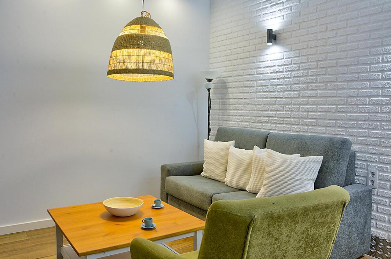 Apartsuite B&R Triana Arellano Siviglia Esterno foto